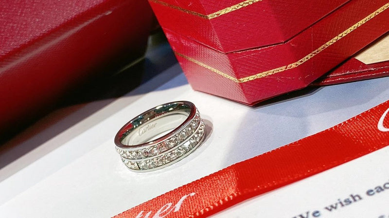 Front view of Cartier unisex jewelry piece