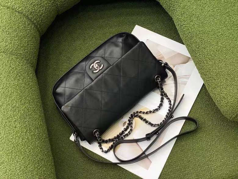 handbag, spacious everyday style, image 4