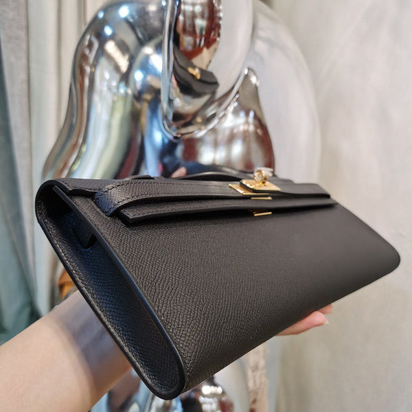 Close-up detail of balanced bag design