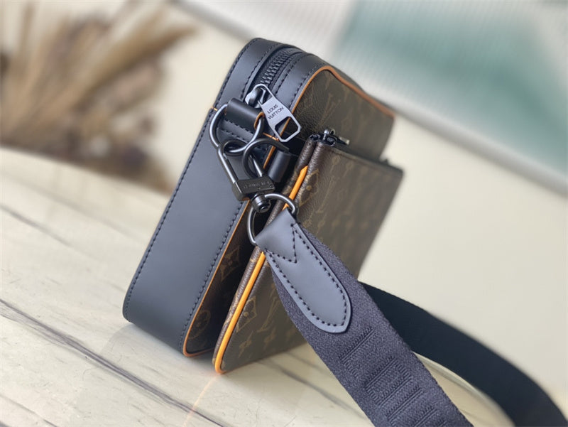  Smart shoulder bag carried on shoulder