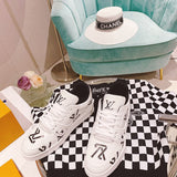 Louis Vuitton shoes Style 323 - top view showing design