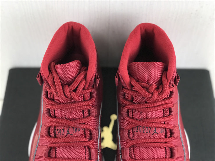 Nike bold contrast luxury sneakers view 7 signature lace-up style