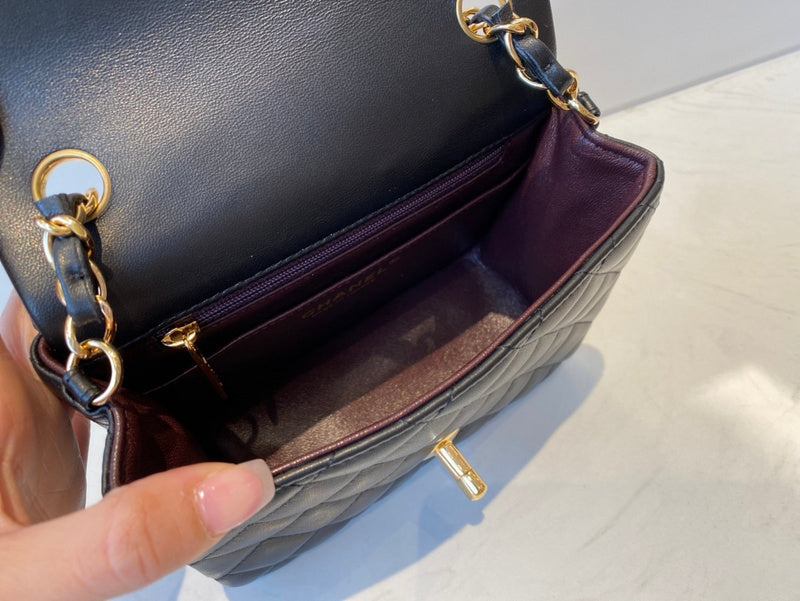  compact purse view 10