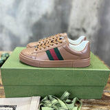 Gucci classic monochrome luxury sneakers view 11 low-top design