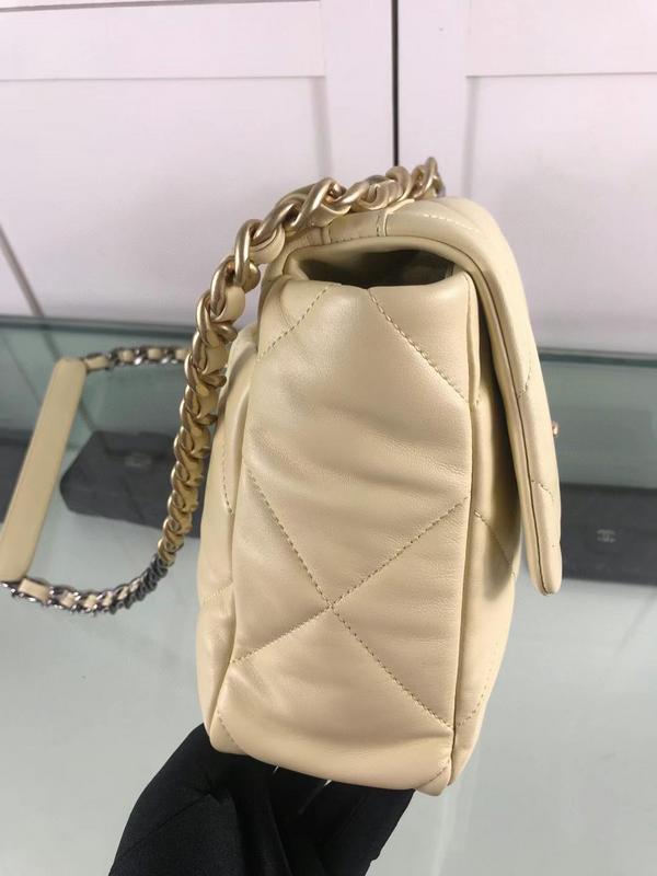 Zivas Charm Effortless Elegance Fashion Handbag (Modern Wardrobe Staple) – Styled Look
