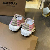 Burberry shoes Style 051 - logo and branding close-up