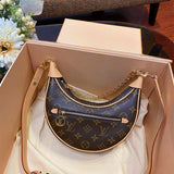  handbag interior and compartment view