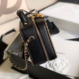  handbag, compact everyday style, image 2