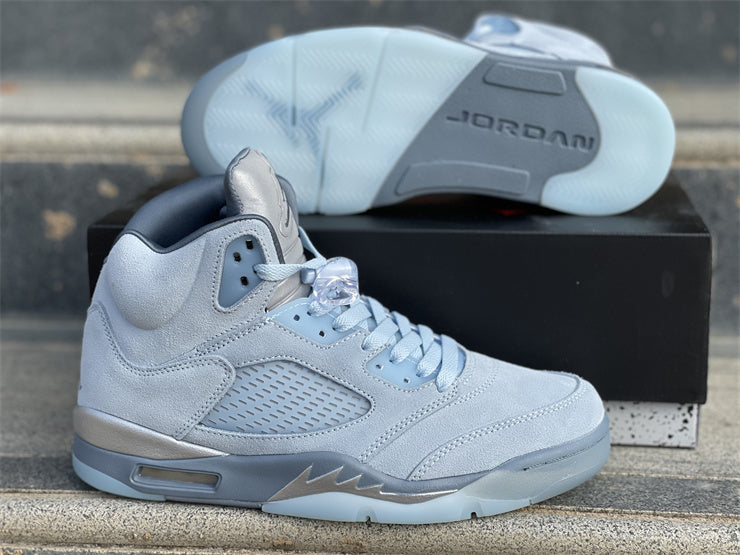 Nike Men's & Women's Iconic Street Trainers — Style 251 back view