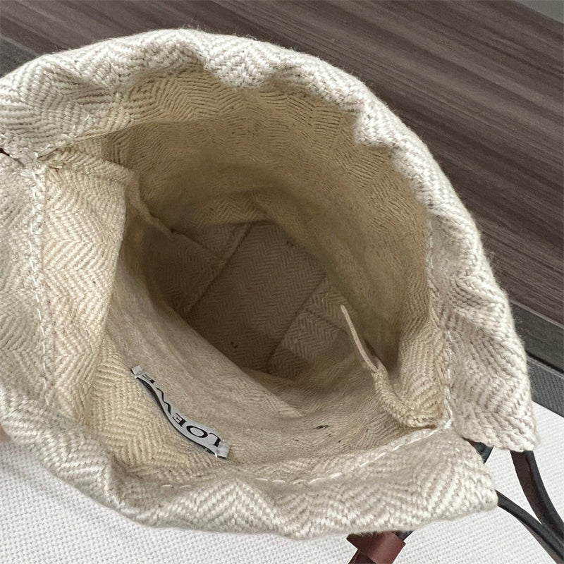Ziva's Charm handbag – interior view (12cm*7cm*21cm)
