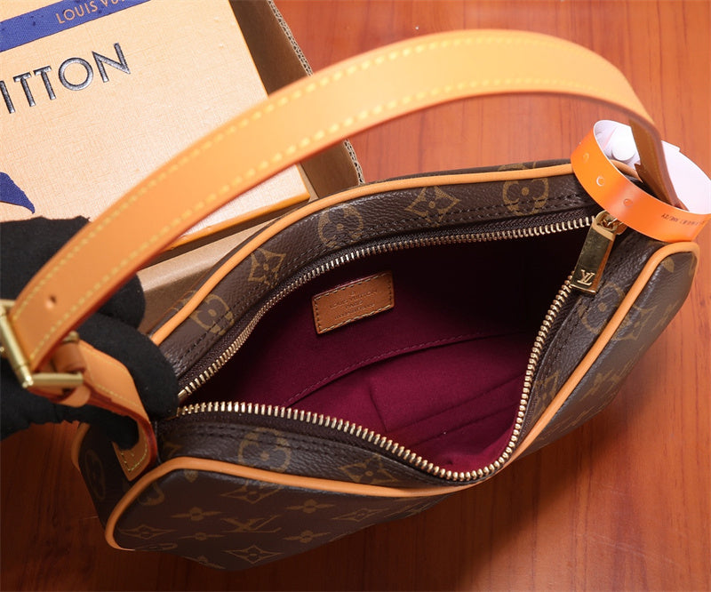  top-handle bag interior and compartment view 9