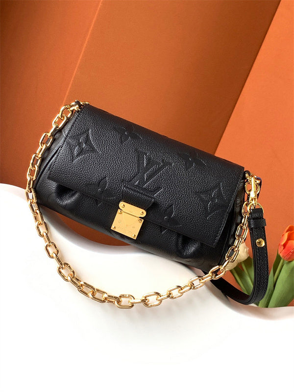  Polished structured bag front view 25