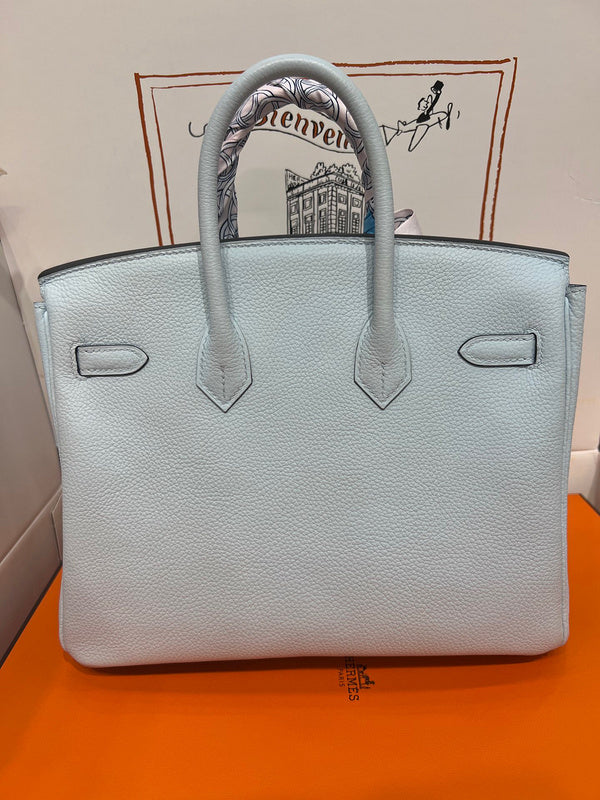 Interior view of modernist premium bag