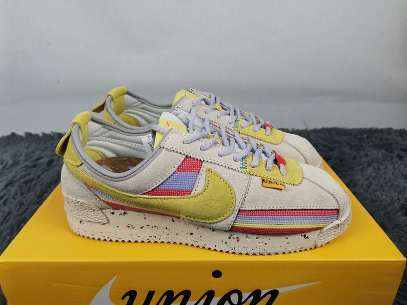 Nike crisp white luxury sneakers view 8 heritage-inspired look