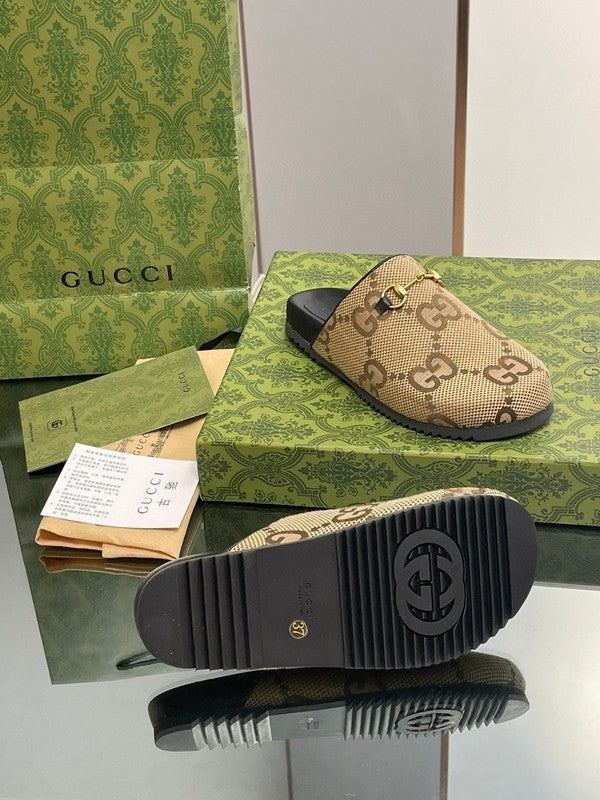 Side profile of Gucci clean off-white sneakers padded collar comfort