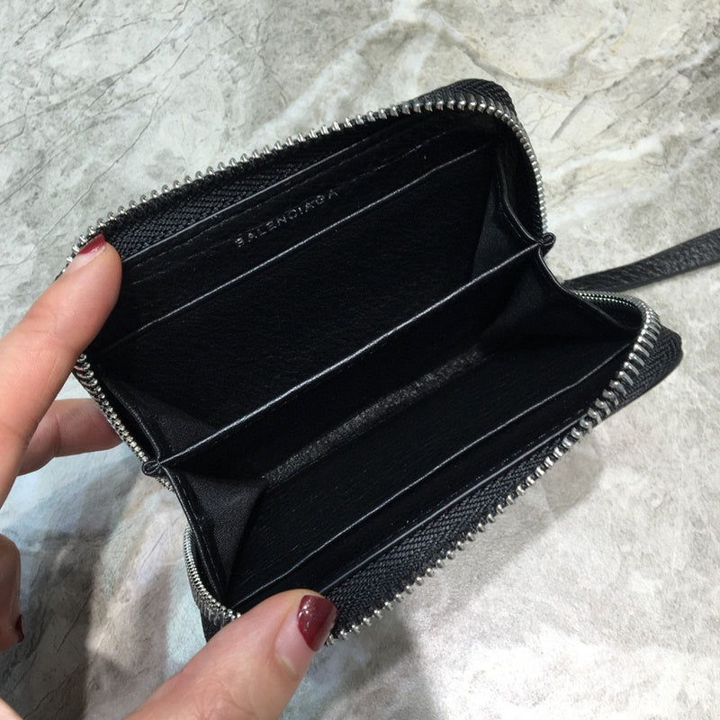 Understated Faux Leather Handbag - Premium Craftsmanship Detailing | Women's Statement Accessory #999 - interior view (image 6) of designer-inspired handbag