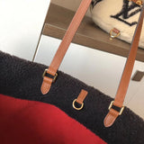 Interior view of classic sleek women's handbag – women's everyday handbag