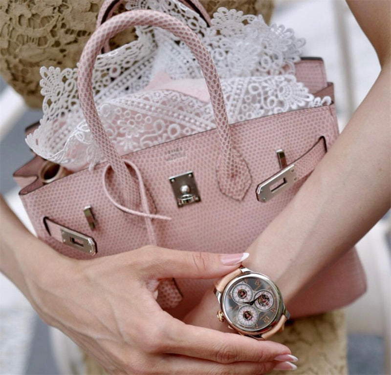  Chic carryall bag front view 19