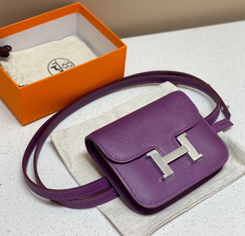 Sleek handbag styled for everyday wear