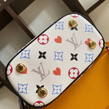 Handle and strap detail of classic structured women's handbag – women's everyday handbag