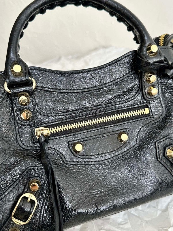 Zivas Charm Everyday Sophistication Statement Handbag (Elevated Daily Companion) – Styled Look