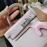 Interior view of poised premium bag