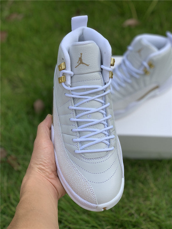 Nike Men's & Women's Premium Athletic Sneakers — Style 043 close-up view