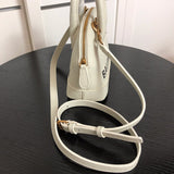 Interior view of refined structured women's handbag – women's everyday handbag