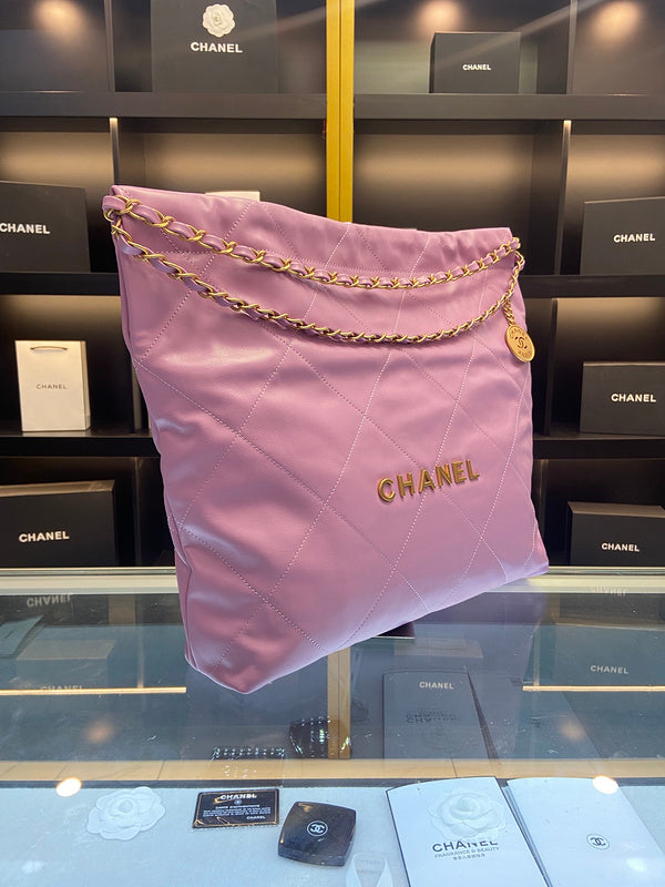  spacious purse view 2