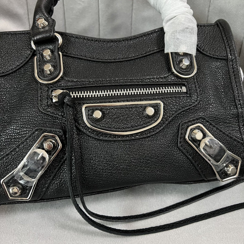 Zivas Charm Understated Luxury Statement Handbag (Signature Shape & Finish) – Styled Look