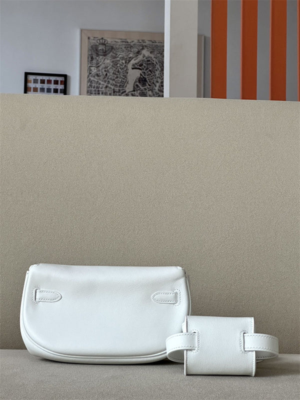 Effortless bag shown from front angle