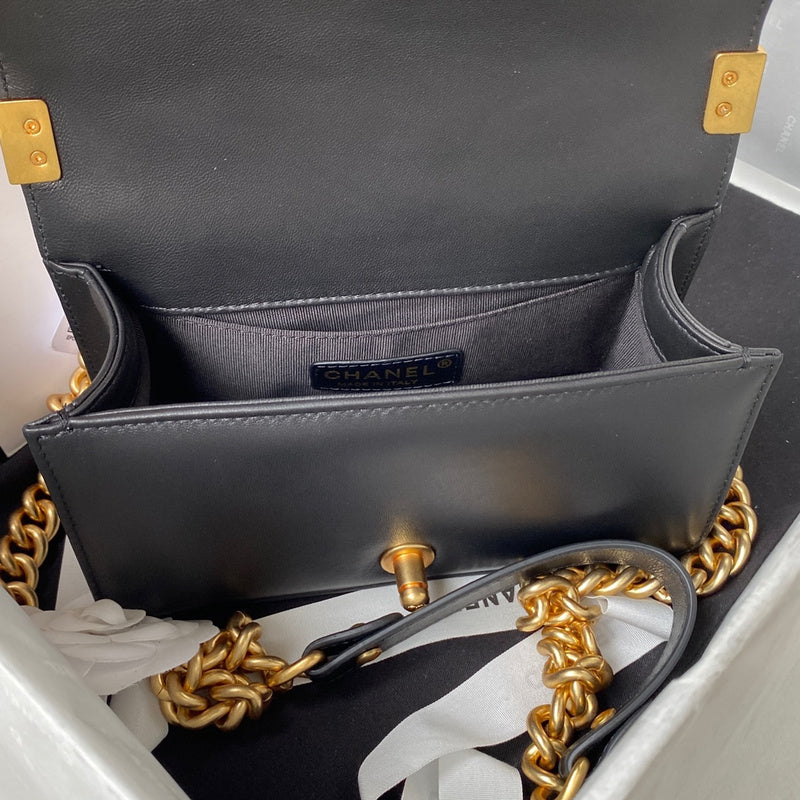  handbag, versatile everyday style, image 9