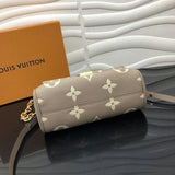 Close-up detail of refined structured women's handbag – women's designer-style accessory