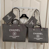  spacious purse view 3