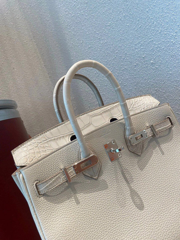 Interior view of fluid premium bag