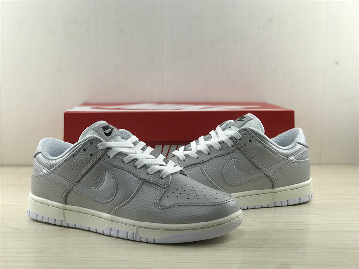 Nike fresh white-and-black luxury sneakers view 19 streetwear statement look