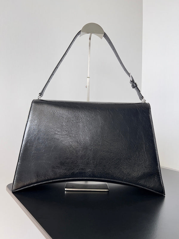 Zivas Charm Elevated Essentials Fashion Handbag (Contemporary Shape Language) – Angled View