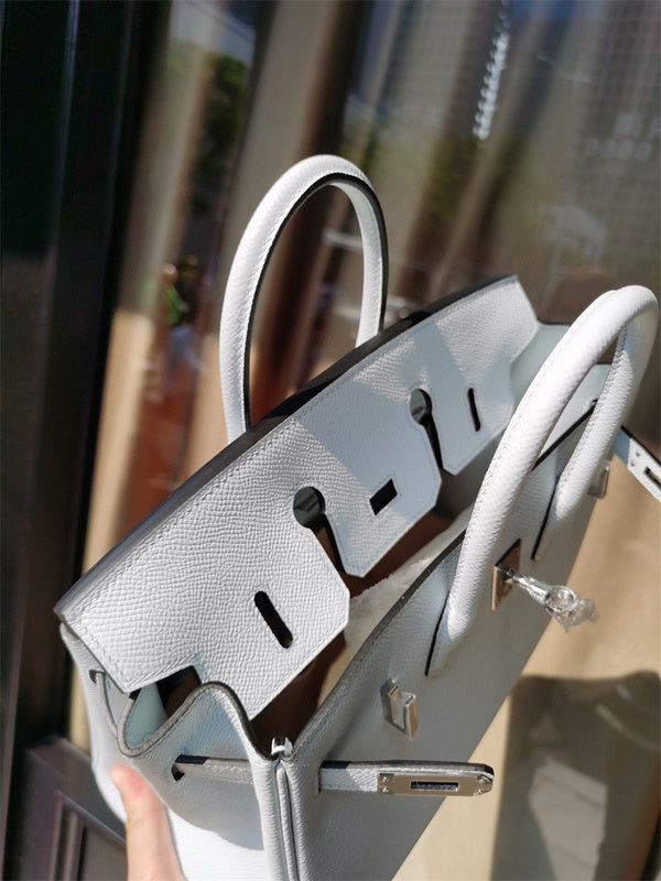  statement structured bag detail view showing craftsmanship 8