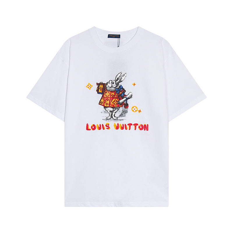 Side profile of Louis Vuitton cotton t-shirt with everyday silhouette
