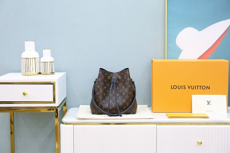 Side profile of classic refined women's handbag – women's statement bag