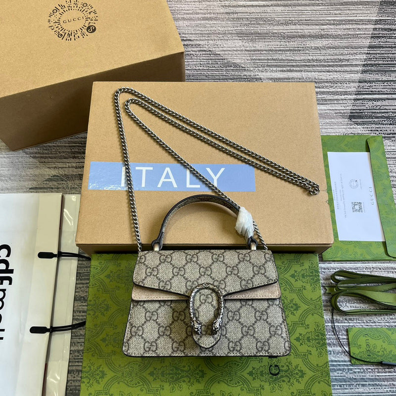 Handle and strap detail of modern chic women's handbag – women's luxury accessory