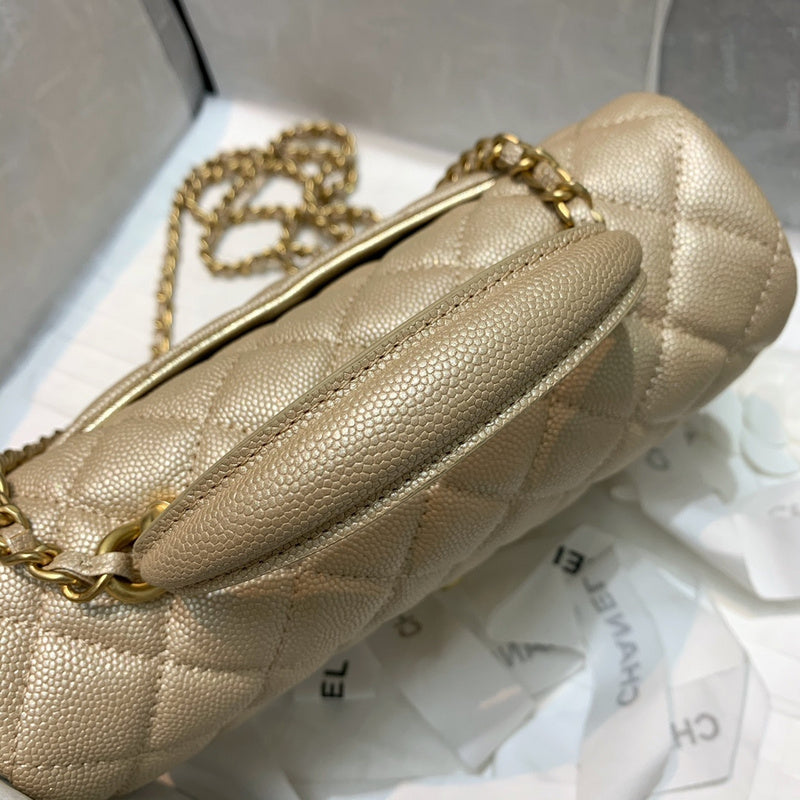  mid purse view 7