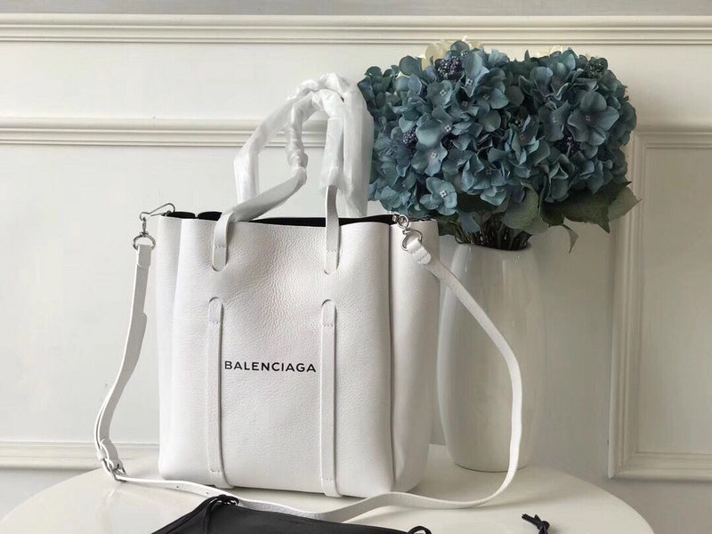 Polished Premium PU Leather Handbag - Versatile Everyday Design | Women's Luxury Handbag #957 - side angle view (image 2) of designer-inspired handbag