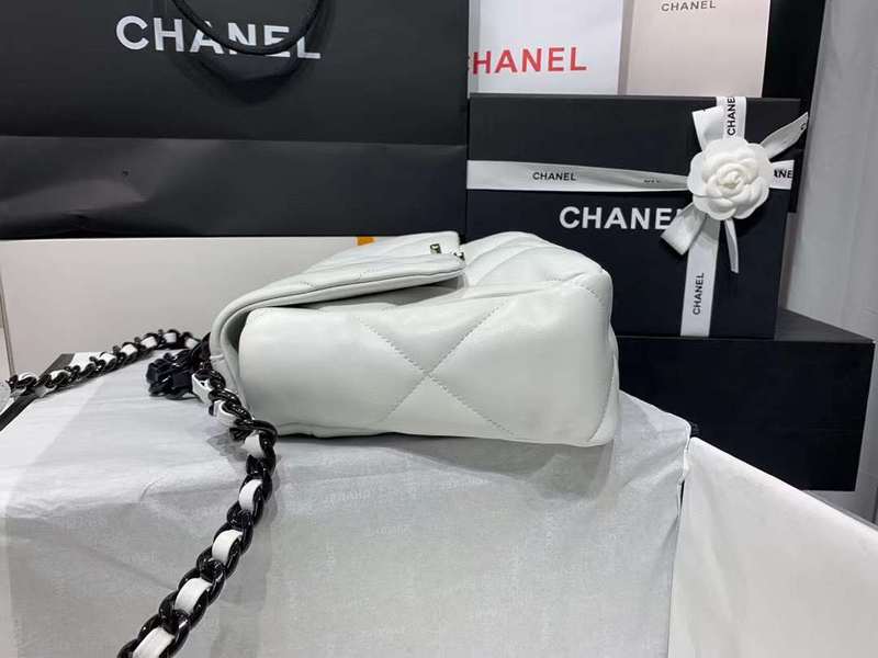 Zivas Charm Understated Luxury Designer Handbag (Thoughtfully Structured Design) – Close-Up Detail