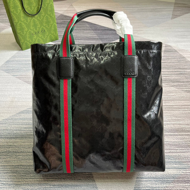 Side profile of elevated refined women's handbag – women's luxury accessory