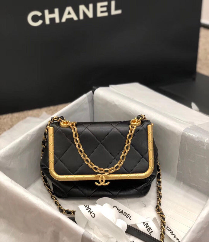  versatile purse view 1