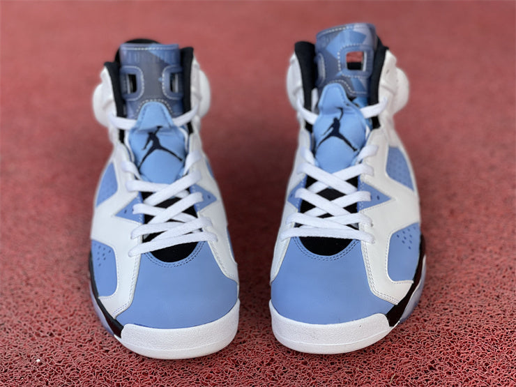 Nike Men's & Women's Premium Designer Sneakers — Style 250 hardware detail