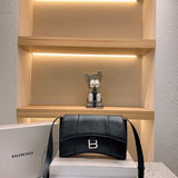 Ziva's Charm handbag – interior view (one versatile size)