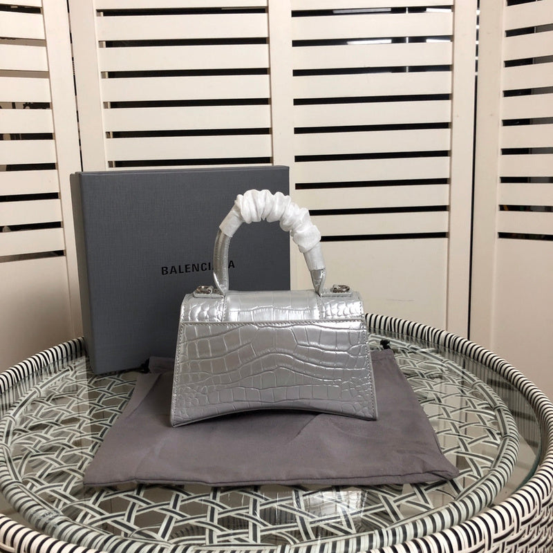 Interior view of modern classic women's handbag – women's luxury accessory