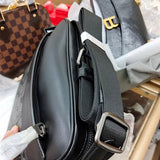  structured bag interior and compartment view